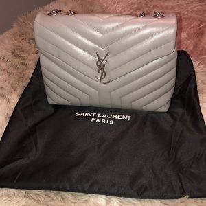 SAINT LAURENT MEDIUM LOULOU CHAIN BAG